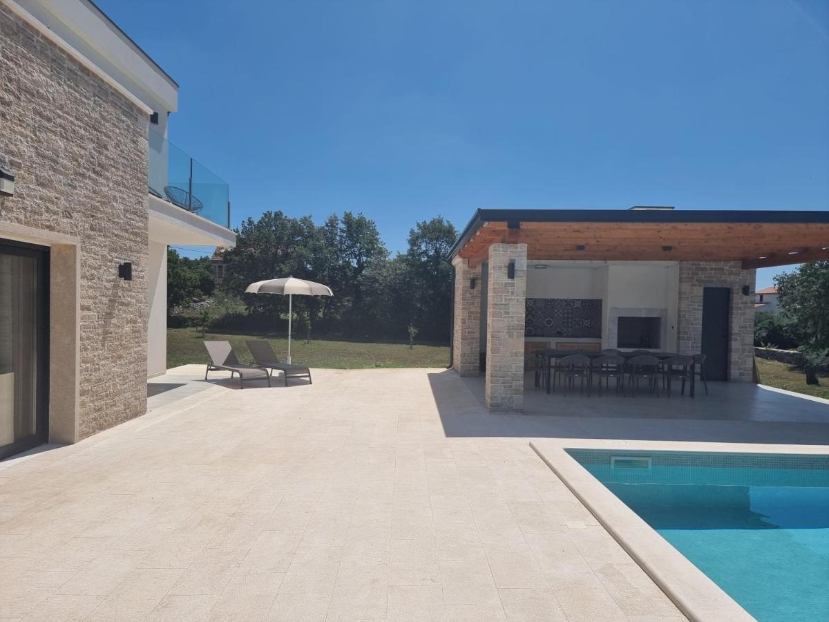 Luxury Villa Serena 2022 - With Heated Pool Cukrici Exterior foto
